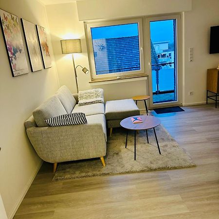 Rheinnest , Neue Und Gemuetliche Wohnung Dormagen Luaran gambar