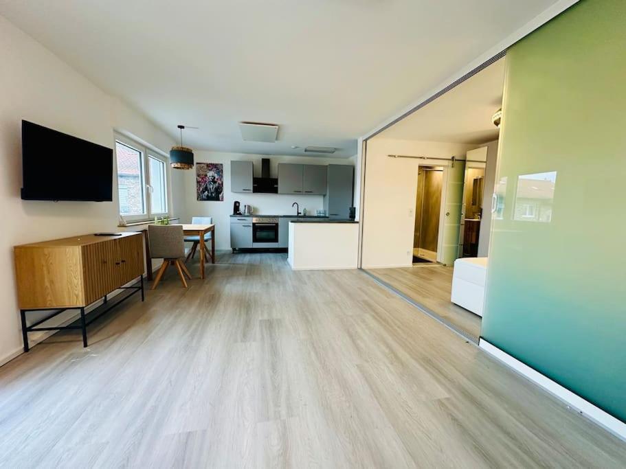 Rheinnest , Neue Und Gemuetliche Wohnung Dormagen Luaran gambar