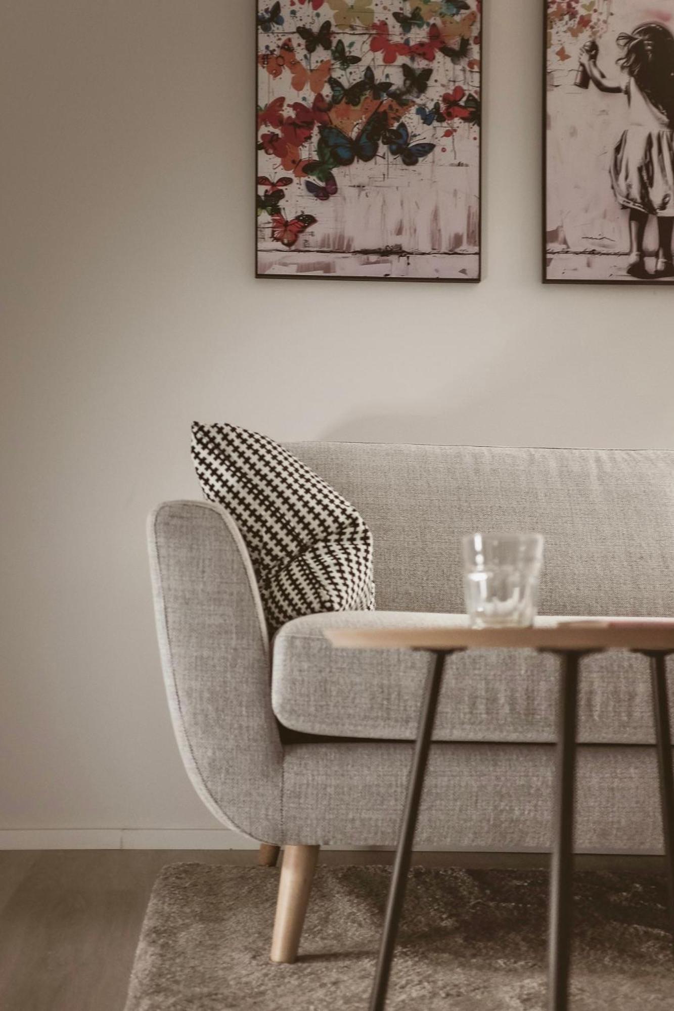 Rheinnest , Neue Und Gemuetliche Wohnung Dormagen Luaran gambar